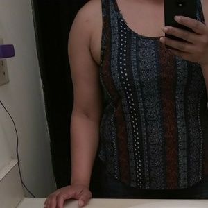 Wall flower tank top